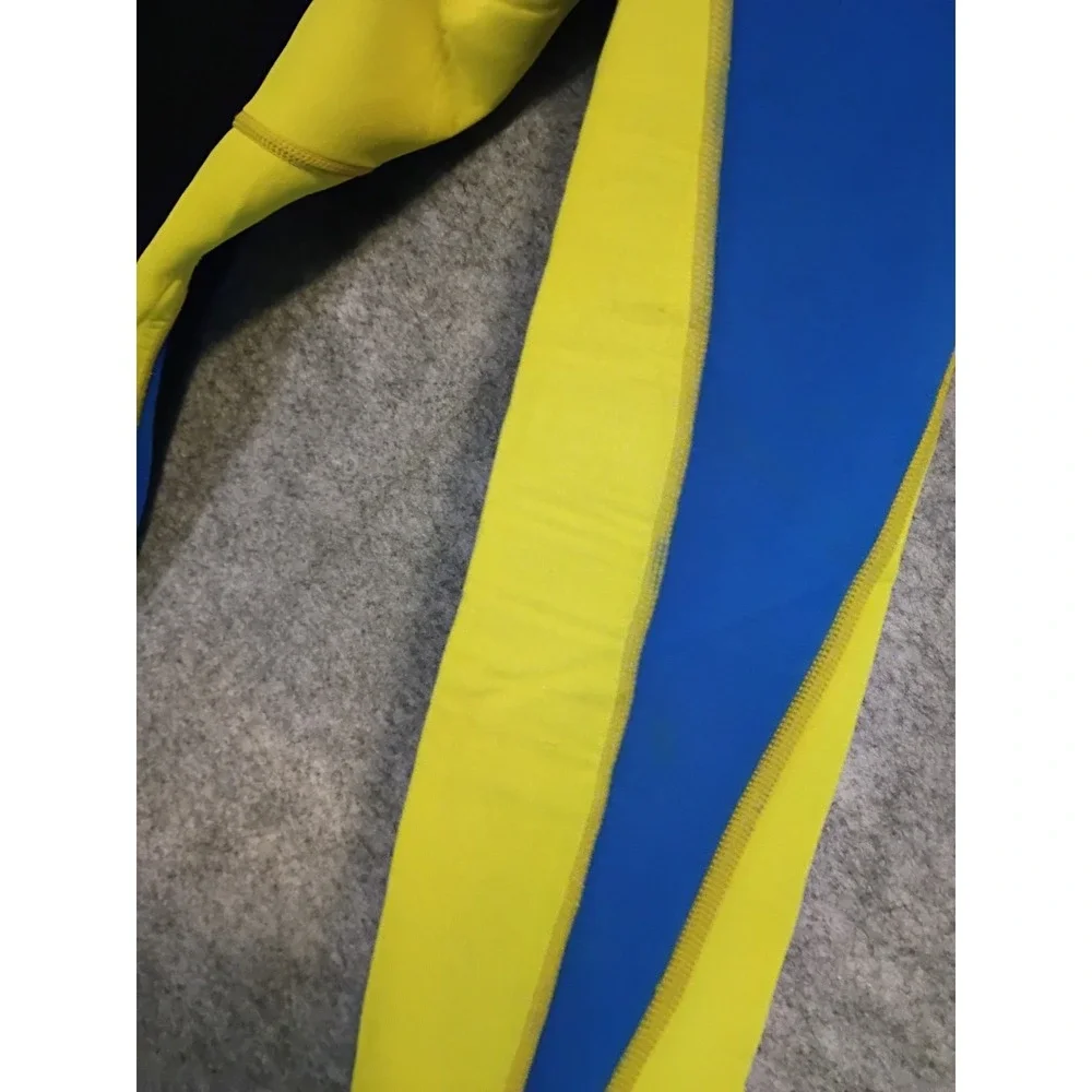 O'Neill Youth Size 8 3mm Flexible Warm Wetsuit #0447 Neoprene Knee Pads